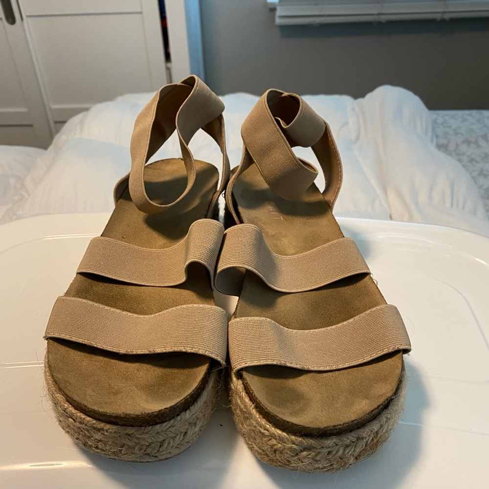 Espirit wedges size 8 Only Worn Once